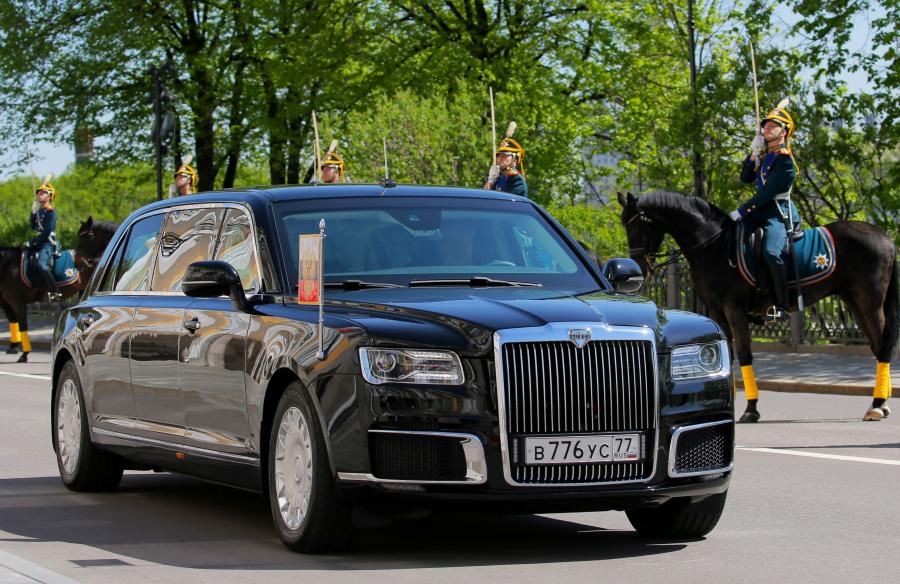  Aurus Senat Limousine (41231SB) 2018 года  (фото 6 из 16)